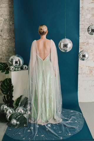 rock n roll bride x crown and glory 2019 veil and cape collection lisa jane photography