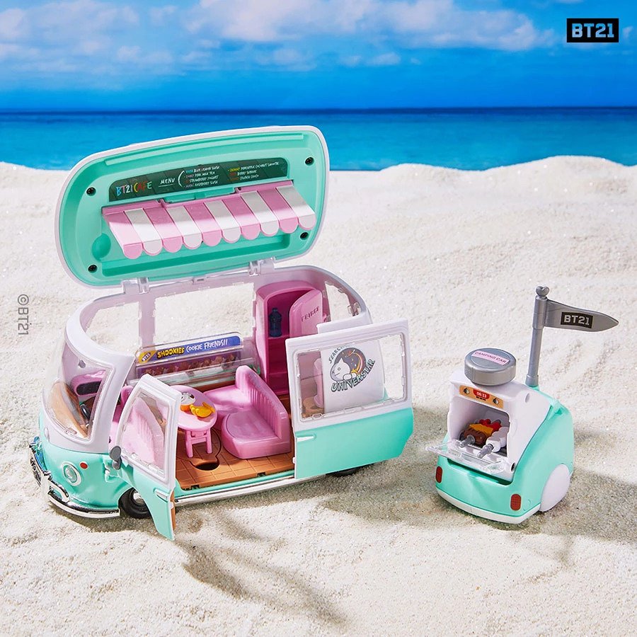 BT21 Camping Car