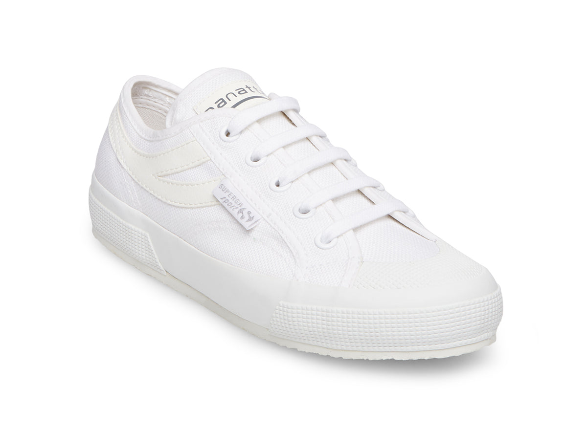 superga all white