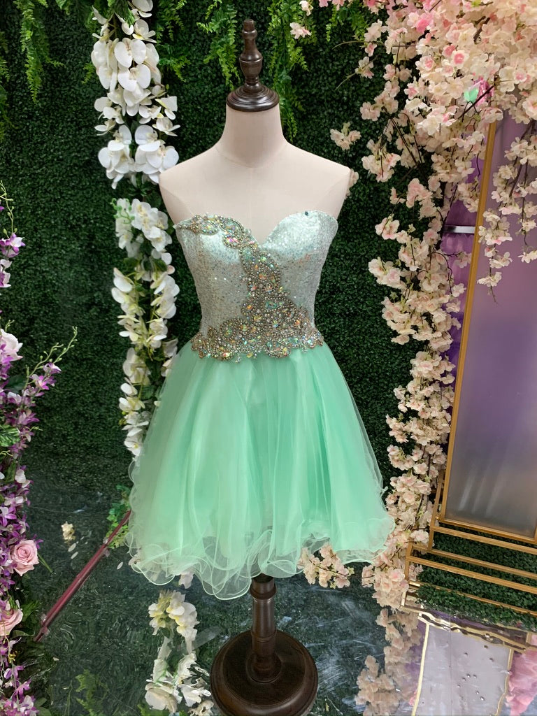 Vestido De Escote Corazón Verde Menta – Boutique Panamá