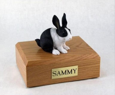 urn for rabbit ashes