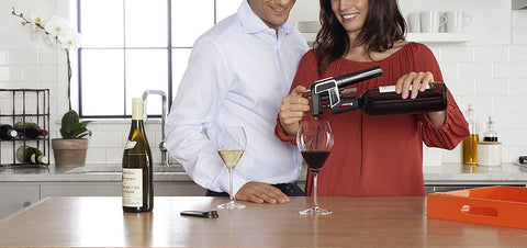 Sistema coravin per conservare al meglio le bottiglie di vino
