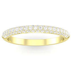 Simple diamond and yellow gold trending wedding rings