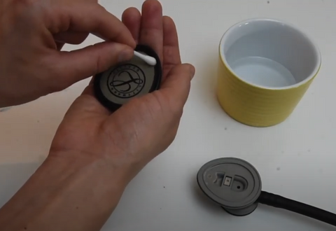 Cleaning Your Stethoscope - Littmann Lightweight II S.E.