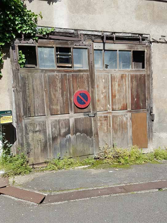 FRENCH DOORS