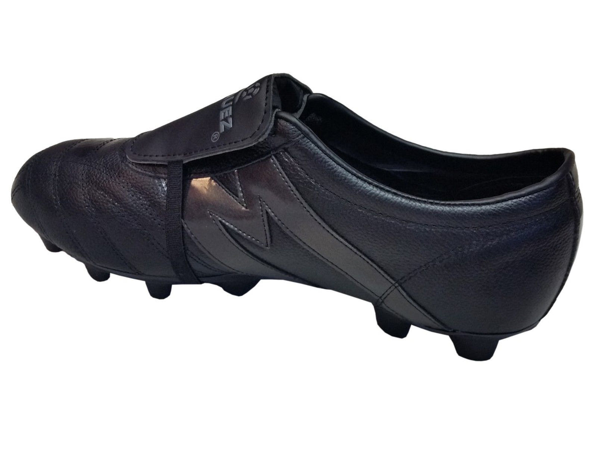 manriquez soccer shoes