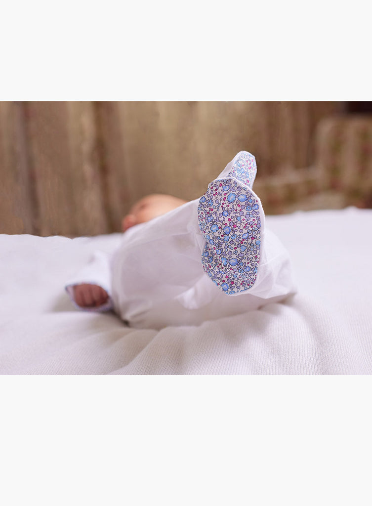 Lapinou Newborn Flopsy All in One Gift Bag Eloise Print | Trotters
