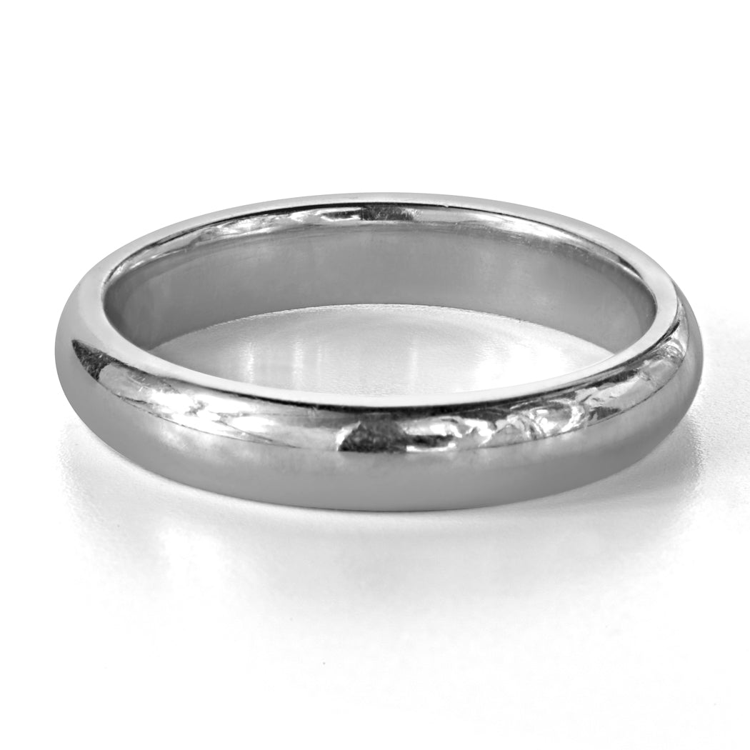 simple-platinum-wedding-ring