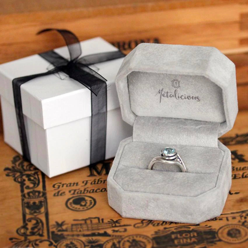 Sterling Silver Circle Link Ring, Enchaînted