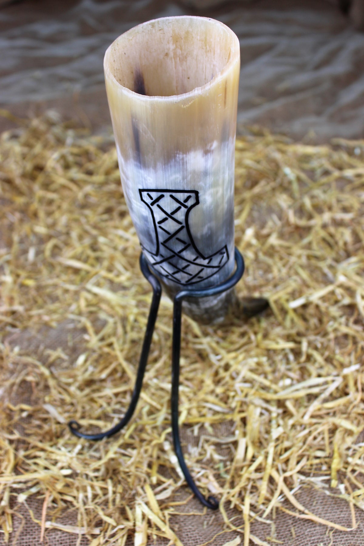 Mjolnir (hatched) drinking horn