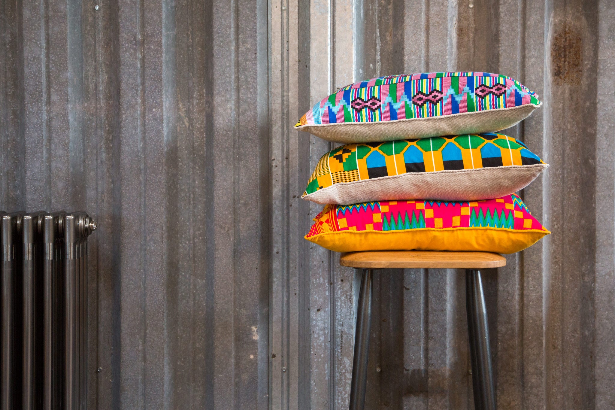 Interior/Designer Cushions/Scatter Cushions/African prints/Kente/Stool/