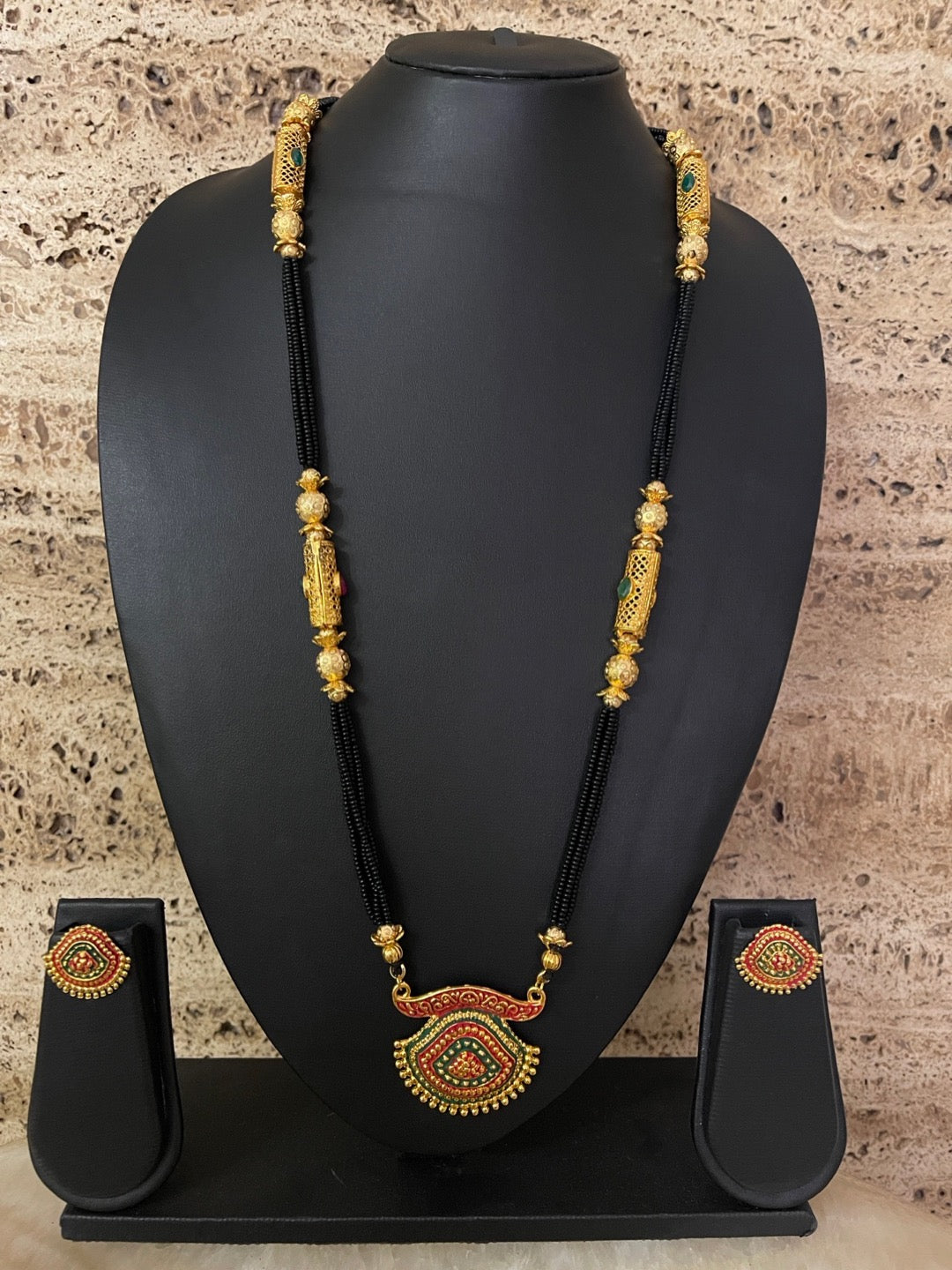 Long Mangalsutra Designs | Gold Mangalsutra Set With Earrings ...