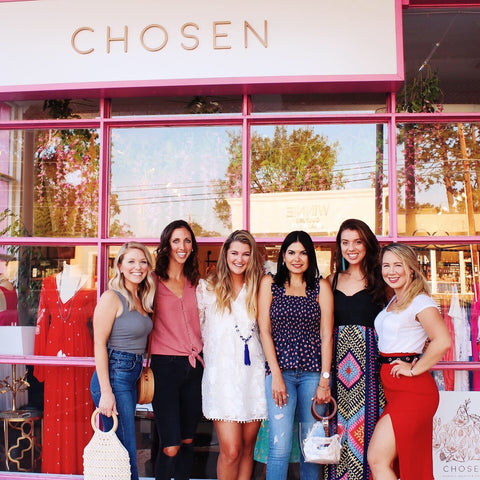 Local Charlotte fashion bloggers at local boutique