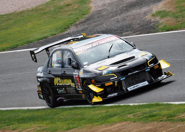 AKB Racing Mitsubishi Evo IX on track at Oulton Park Time Attack