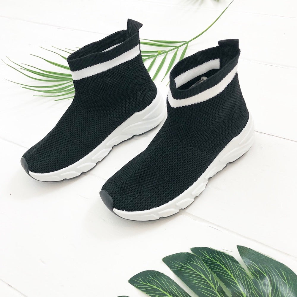 Knitted Trainers for Kids – OLIVE + OSCAR