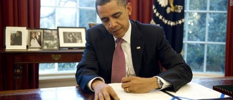 Famous Celebrity Left Handed People | President Barack Obama | Lefties Only