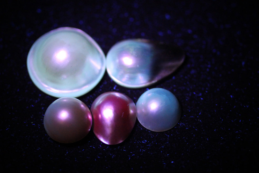 Sea of Cortez pearls are the ONLY pearls in the world to fluoresce red or pink under long-wave UV lighting