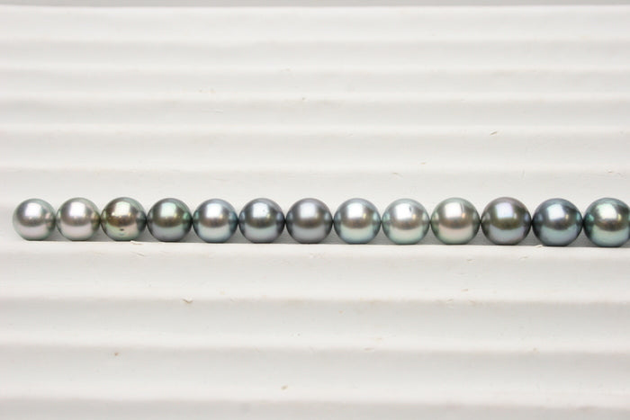 Building a Tahitian Pearl Necklace Layout from Scratch
