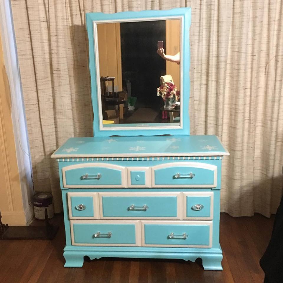 Tiffany Dresser Ls Originalswharton