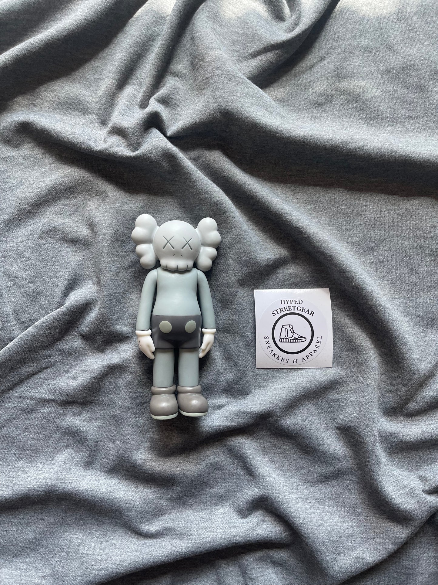 2004 Medicom Toy Companion Grey