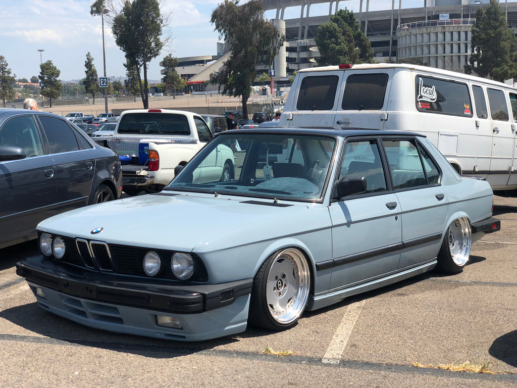 vw e28 stance bagged