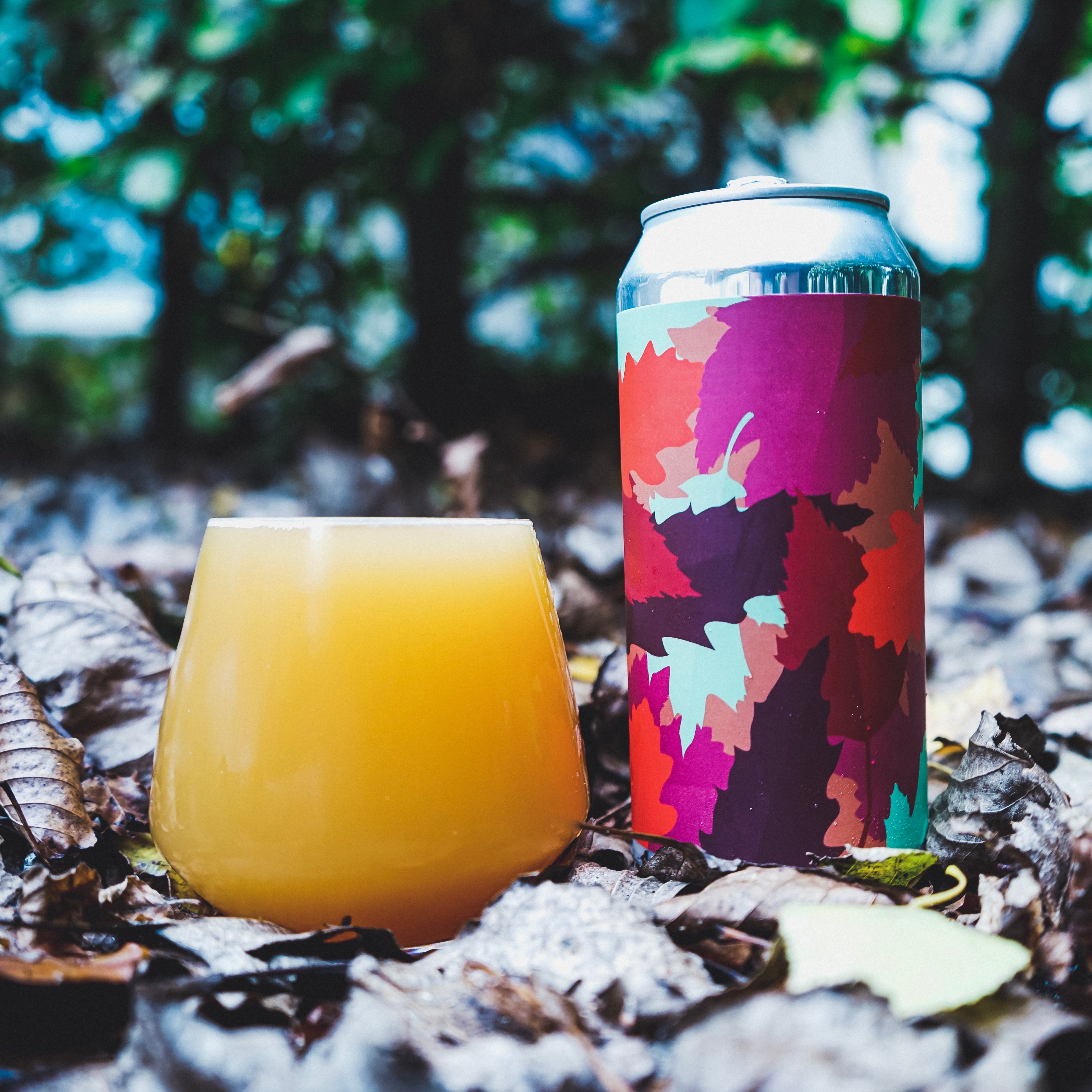 Depicted in the leaves is Autumn, our latest DIPA brewed in collaboration with Distribucion Zombier