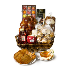 An Deluxe Rosh Hashanah Gift Basket by Gift Kosher 