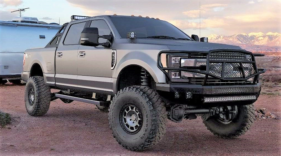 Ranch Hand Bumpers Ford F250/F350 Super Duty BumperStock