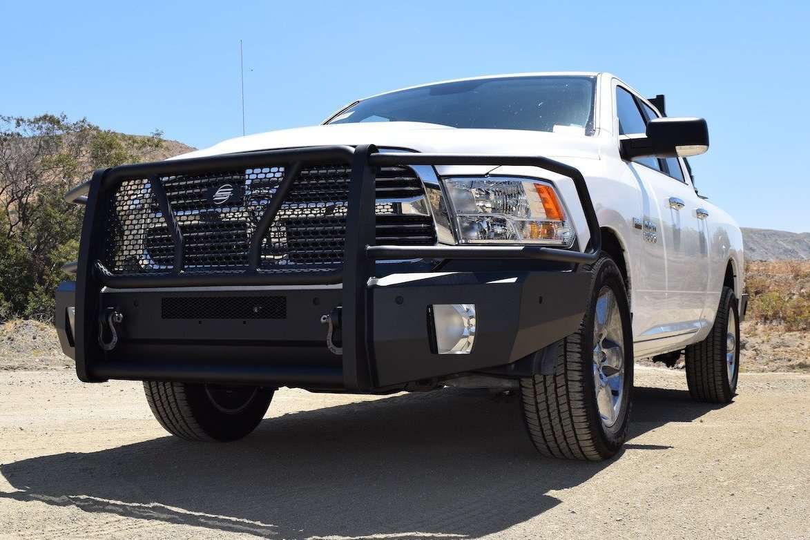 2017 ram 1500 bumper cover