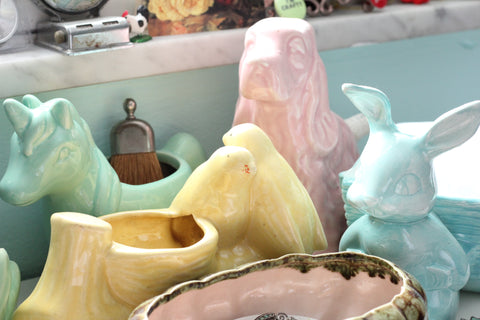 vintage pastel pottery, figural pottery, pink dog, green unicorn