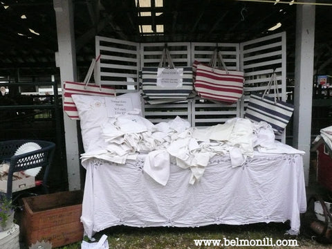country living fair daybed, day bed display