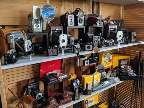 vintage cameras, how to display old cameras