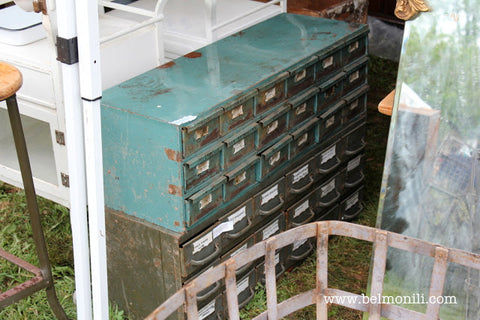 chippy metal drawers