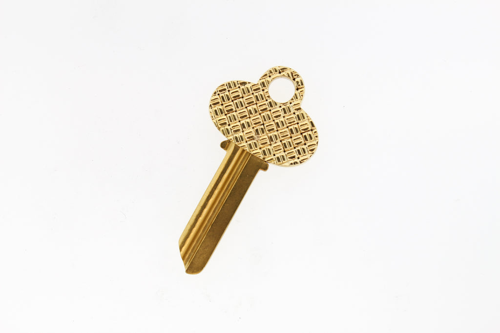 van cleef charm key