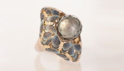 Ilgiz F Butterflies enamel ring with a Tahitian pearl faceted by Viktor Tuzlukov.