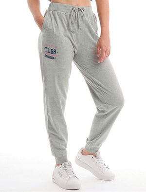 Jayne Brushback Fleece Cuffed Joggers in Light Grey Marl - triatloandratx