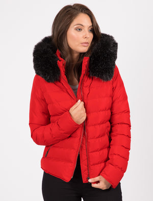 Pepper Quilted Hooded Jacket With Detachable Fur Trim In Crimson - triatloandratx