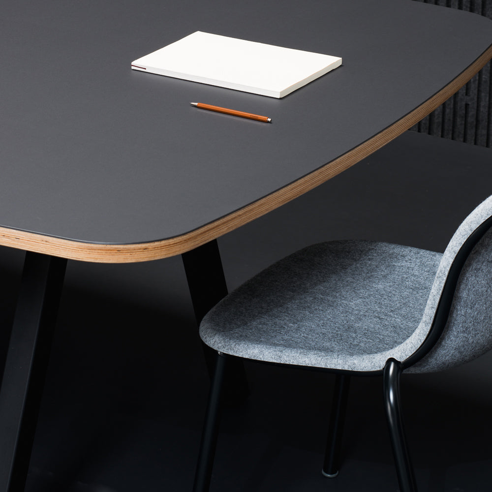 LJ 2 Chair