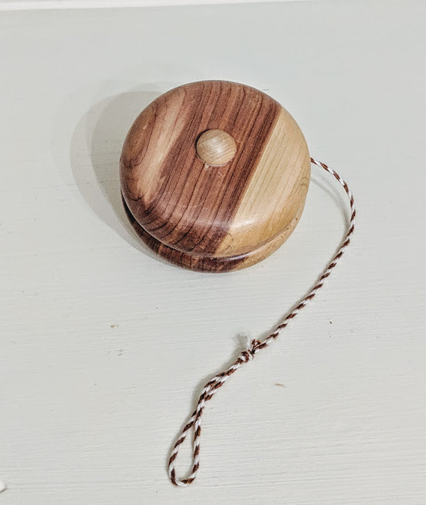 wooden yoyo