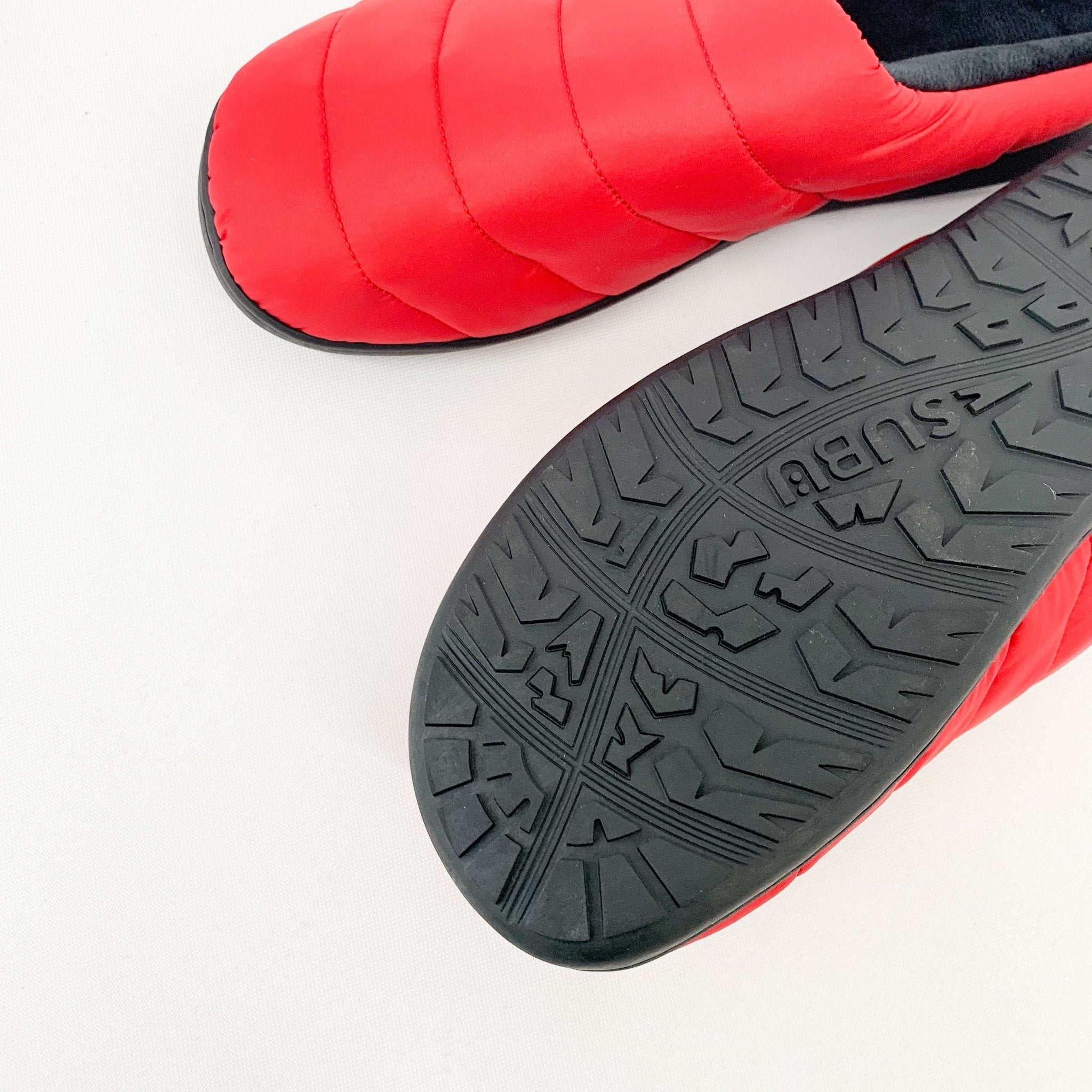 Subu Slippers - Red | General