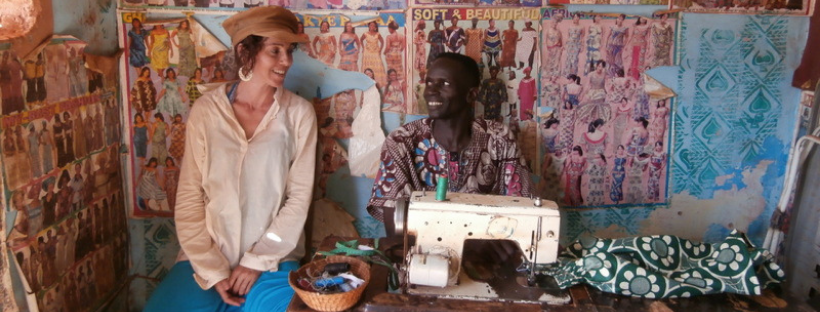 Le designer de la marque Catherine Lancelot avec le couturier de Sunoogo Madi 