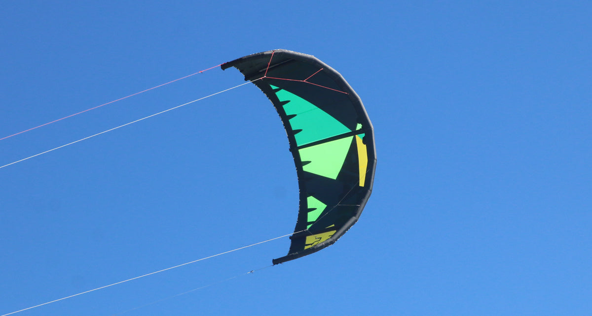 starkites-press-thekiteboarder-taina-v6-review.jpg