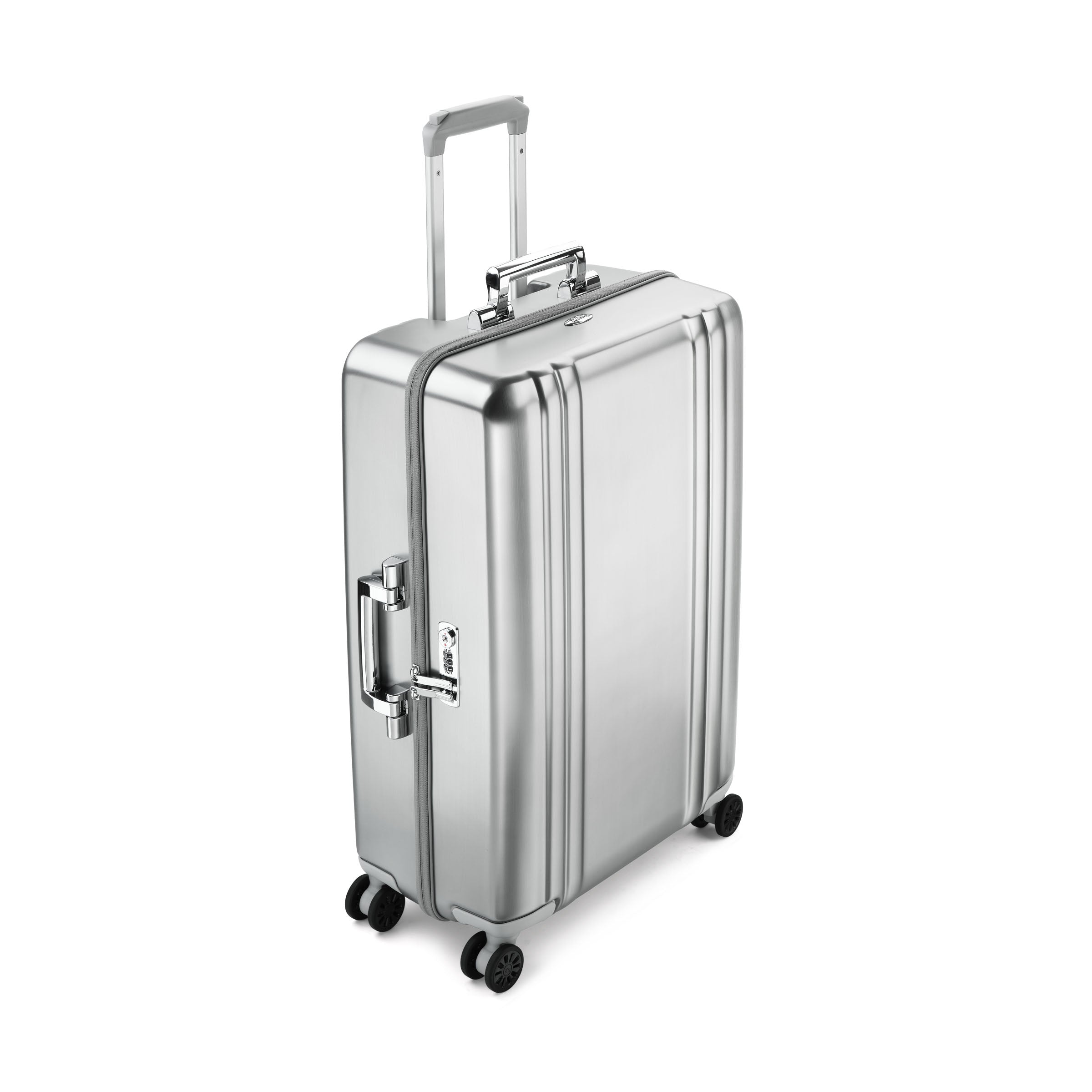 medium suitcase lightweight