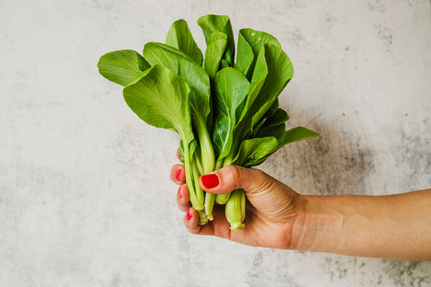WHAT DOES SPINACH DO TO OUR BODY
