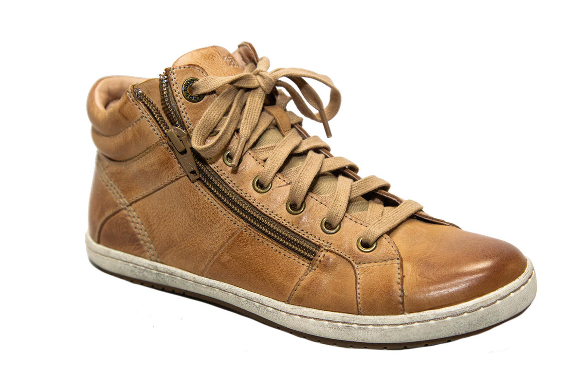 taos union sneaker