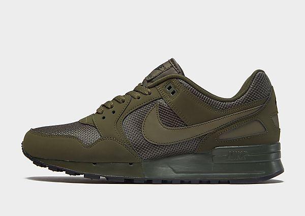 khaki mens nike trainers