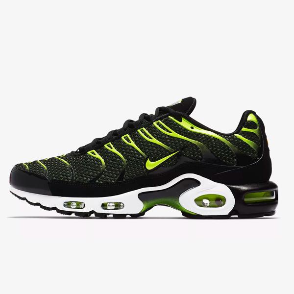 air max plus black volt