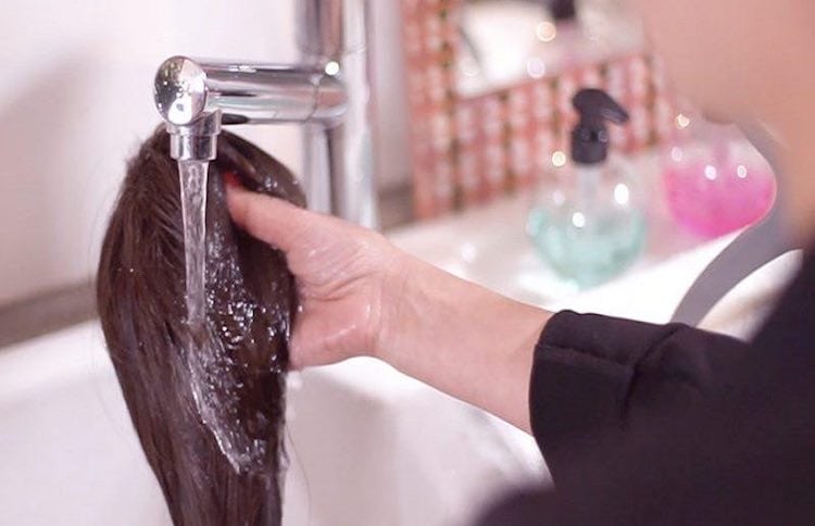 Washing hair extensions