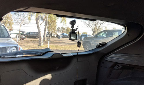 ford-focus-installing-dash-cam-c1-rear-windshield-cansonic-ultradash