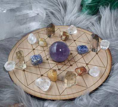 ic:Here is an example of a fully loaded grid. Notice the balanced stones place on either side of the center piece.